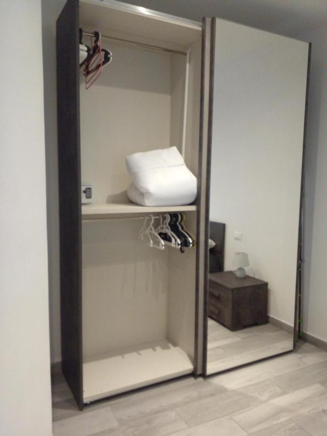 Home332 La Spezia Luaran gambar